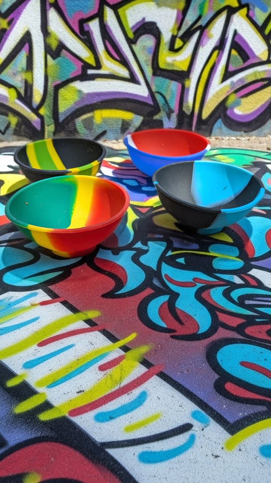 Hash silicone rolling bowl